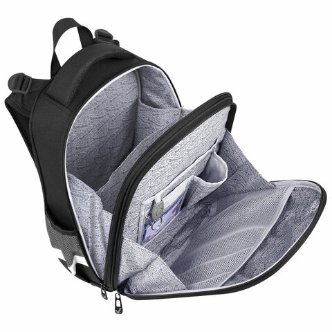 Ранец BRAUBERG PREMIUM, 2 отделения, с брелком, "Fast car", 38х29х16 см, 270600