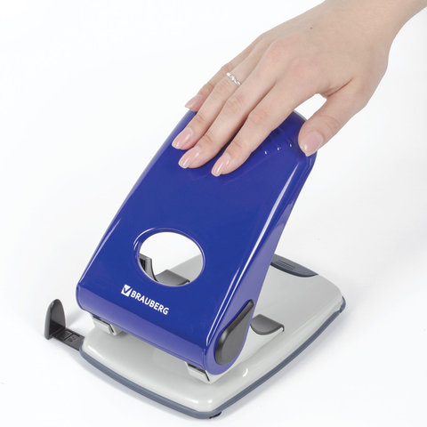 Дырокол металлический BRAUBERG "Style", до 50 листов, ассорти (синий/черный), 221278