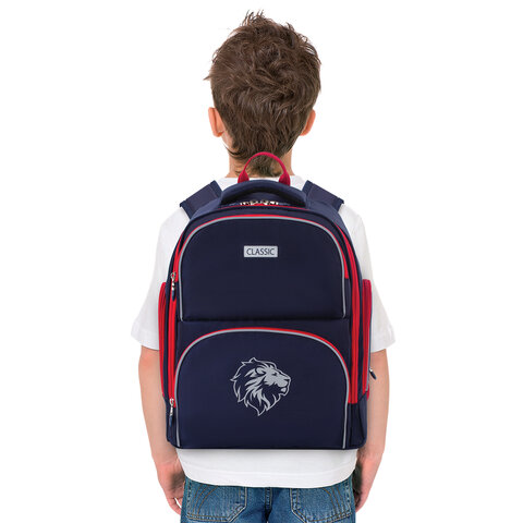 Рюкзак BRAUBERG CLASSIC, легкий каркас, премиум материал, "Lion", синий, 37х32х21 см, 228829