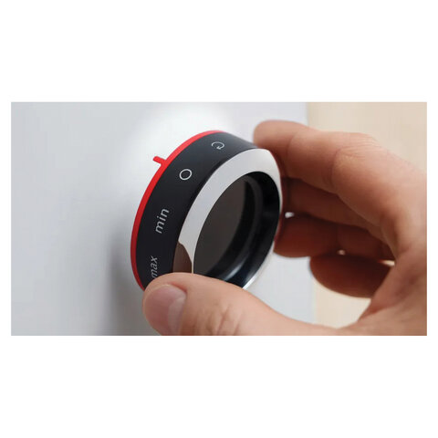 Мясорубка BOSCH MFWS420W, мощность 1900 Вт, производительность 2,5 кг/мин, металлический шнек, реверс