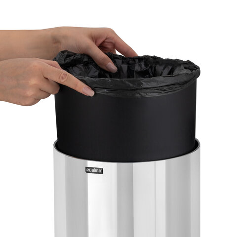 Ведро для мусора СЕНСОРНОЕ 30 л, нержавеющая сталь, черная матовая крышка, питание от 4-х батареек AA (не входят в комплект), LAIMA, 609328