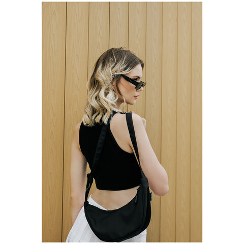 Сумка на плечо HEIKKI SELFIE (ХЕЙКИ) кросс боди, черная, 15х30х10 см, 272636