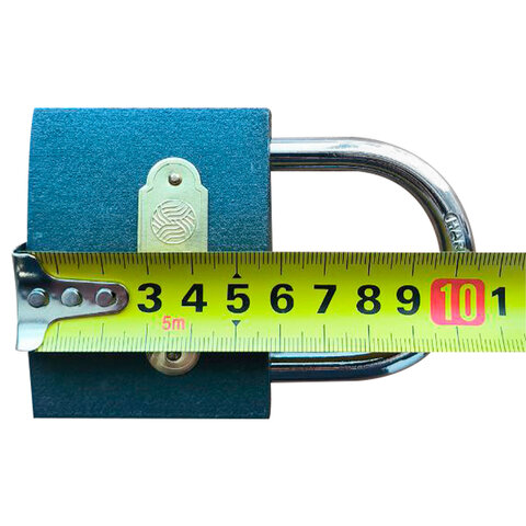 Замок навесной, ширина 60 мм, чугун, дужка d-8,4 мм, английский, 3 ключа, в блистере, 79-0006