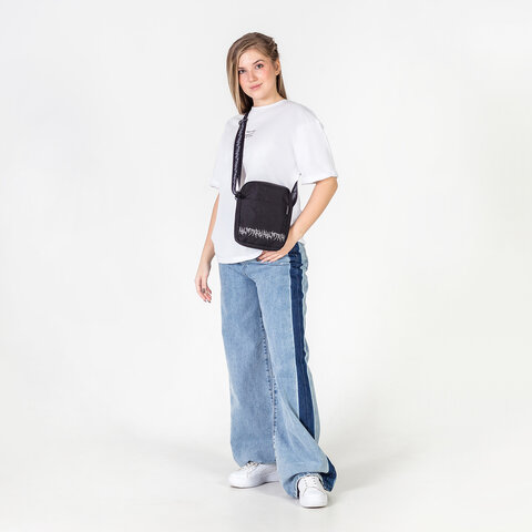 Сумка на плечо HEIKKI COMPACT (ХЕЙКИ) с карманом, черная с принтом, 23х17х5 см, 272629