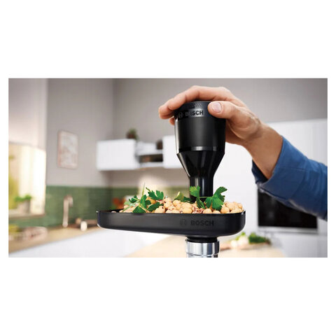 Мясорубка BOSCH MFWS420W, мощность 1900 Вт, производительность 2,5 кг/мин, металлический шнек, реверс