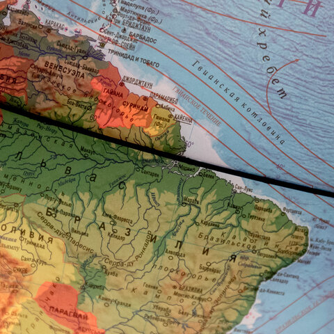 Глобус физический / политический Globen "Классик", 32 см, с подсветкой, рельефный, К013200223