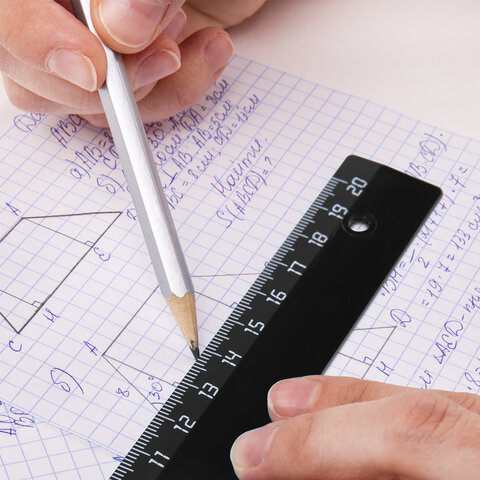 Линейка пластиковая 20 см, BRAUBERG, черная, 210607