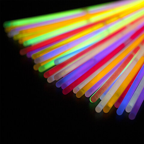 Светящиеся (неоновые) палочки 100 штук + 5 в ПОДАРОК! в тубе, ассорти, ЗОЛОТАЯ СКАЗКА, 662596