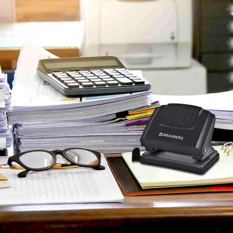 Дырокол BRAUBERG "SUPER", до 20 листов, черный, 272742