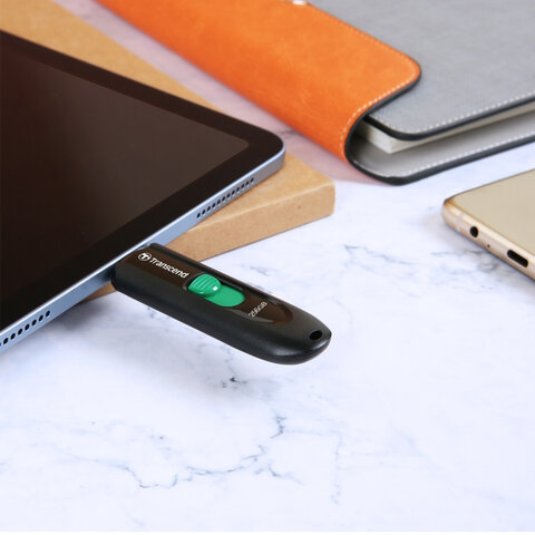 Флеш-диск 128 GB TRANSCEND JetFlash 790C, разъем USB Type-С, черный/зеленый, TS128GJF790C