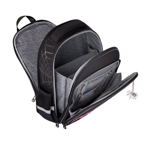 Ранец BRAUBERG QUADRO, 3 отделения, с брелком, Fire spider, 37х28х18 см, 273106