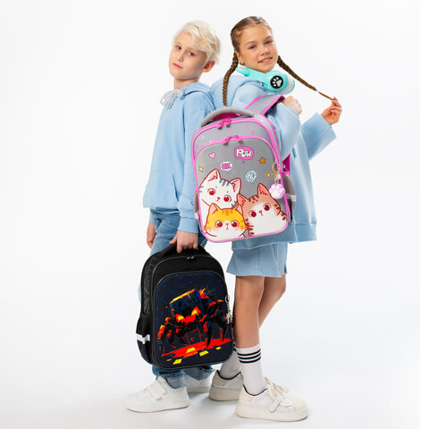 Ранец BRAUBERG QUADRO, 3 отделения, с брелком, Fire spider, 37х28х18 см, 273106