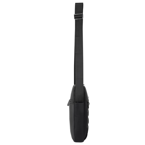 Сумка на плечо BRAUBERG COMPACT с отделением для планшета 9,7'', 2 кармана, черная, 26,5x22x5,5 см, 240500