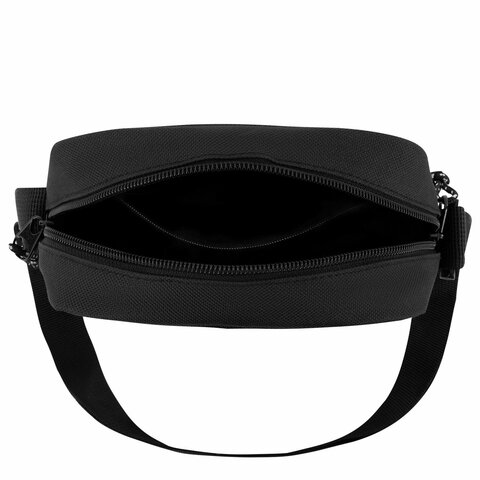 Сумка на плечо HEIKKI COMPACT (ХЕЙКИ), два кармана, черная, 22х17х6 см, 272630