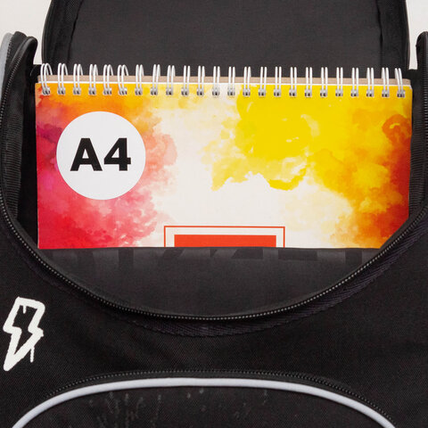 Ранец GRIZZLY анатомическая спинка, с мешком для обуви, для мальчиков, "SNEAKER", черный, 33х25х13 см, RAm-585-8/1