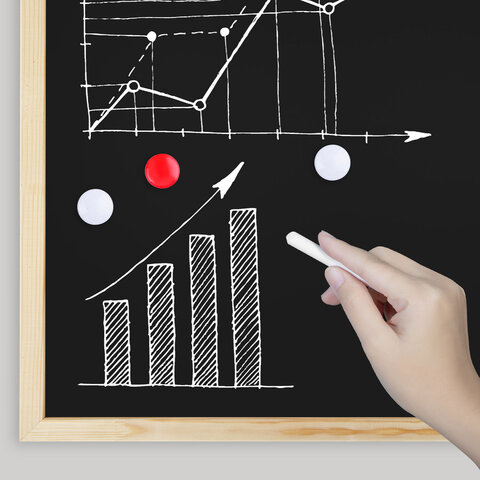 Доска для мела магнитная 45х60 см, черная, деревянная рамка, BRAUBERG "Wood", 238802